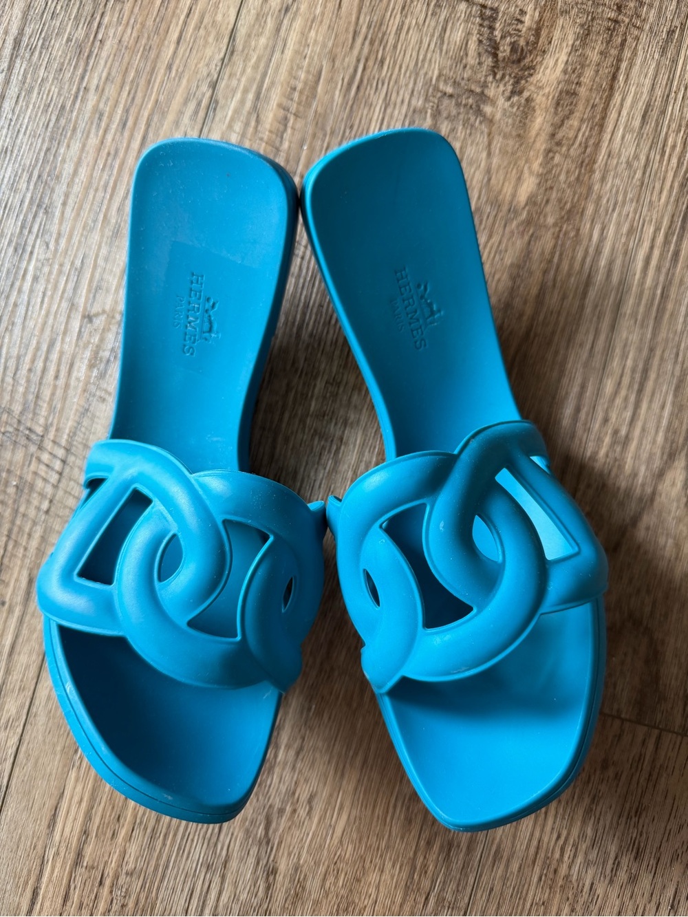 Hermes Aloha rubber sandals size 37